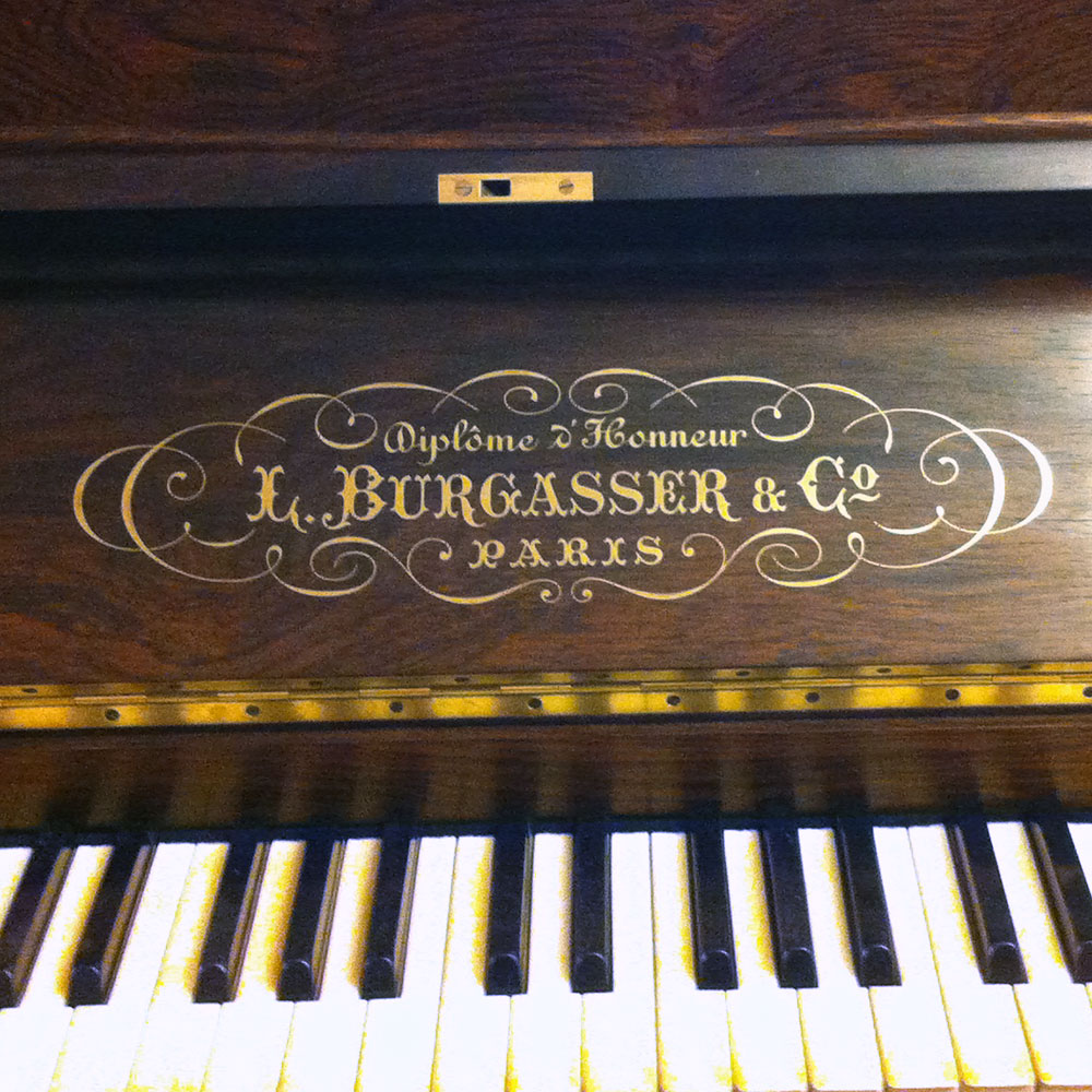 Piano Burgasser