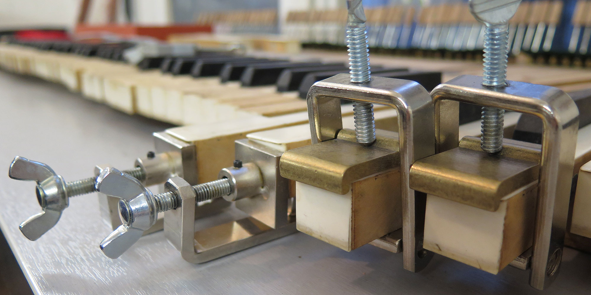Atelier restauration touches de piano